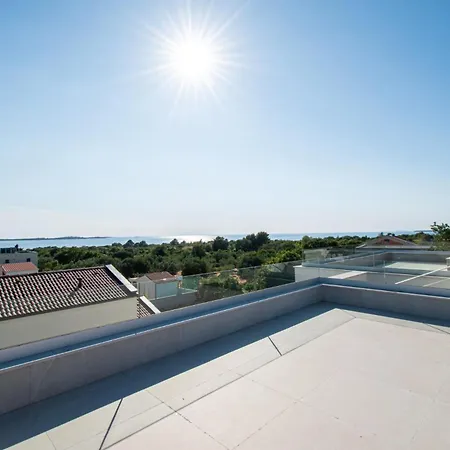 Villa Nini House With Sea View In Pomer,istria Peroj