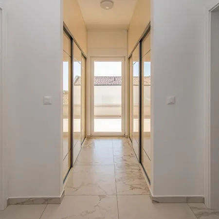 Nini House With Sea View In Pomer,istria Villa Peroj