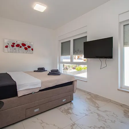 Nini House With Sea View In Pomer,istria * Peroj