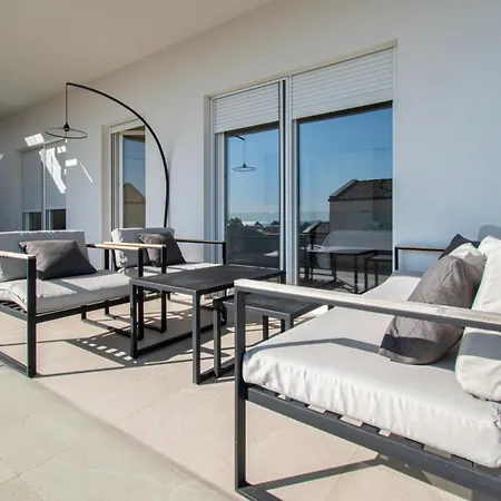 וילה Villa Nini House , Beautiful Sea View With Jacuzzi By Istrabook פרוי