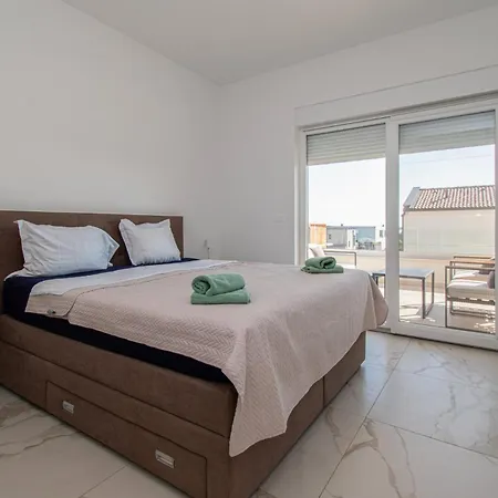 Nini House With Sea View In Pomer,istria * Peroj
